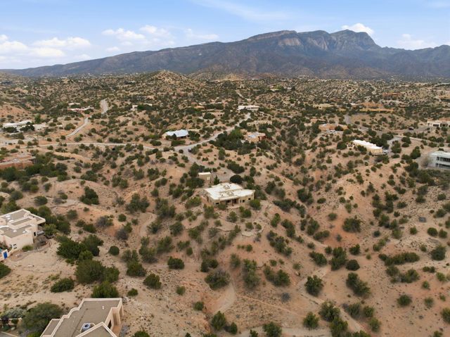 10 Calle Final, Placitas, NM 87043