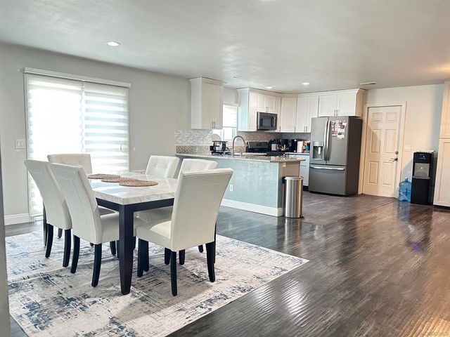 1121 Grand Ave, Spring Valley, CA 91977