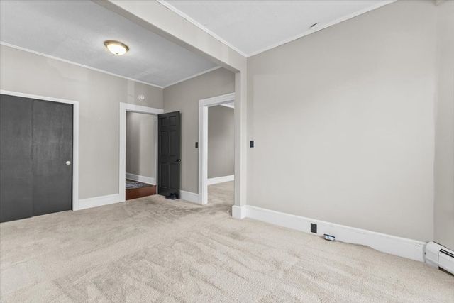 132 Winthrop St, Taunton, MA 02780