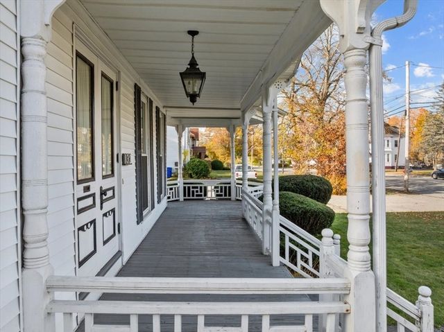 132 Winthrop St, Taunton, MA 02780