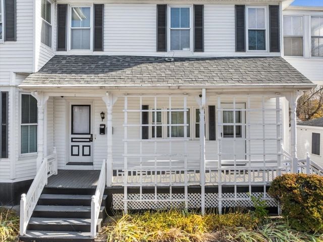 132 Winthrop St, Taunton, MA 02780