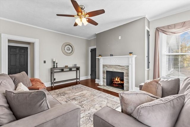 132 Winthrop St, Taunton, MA 02780