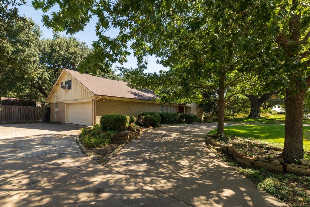 3804 Wharton Drive, Fort Worth, TX 76133 — photo 3
