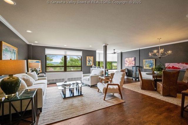 1578 Kanawha Boulevard 7C, Charleston, WV 25311