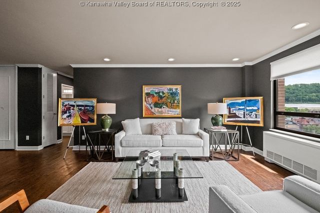 1578 Kanawha Boulevard 7C, Charleston, WV 25311