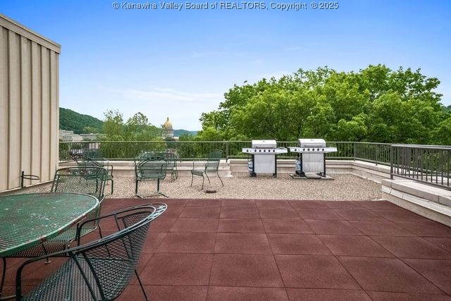 1578 Kanawha Boulevard 7C, Charleston, WV 25311