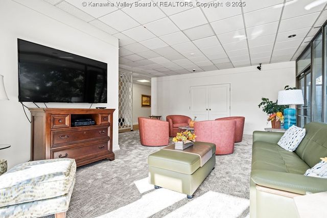 1578 Kanawha Boulevard 7C, Charleston, WV 25311