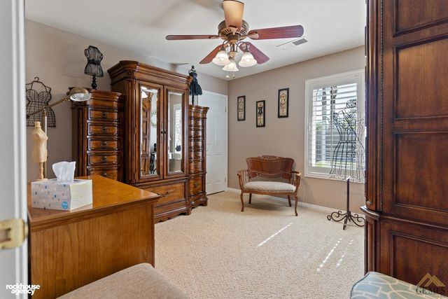 11809 Irwindale Avenue, Bakersfield, CA 93312