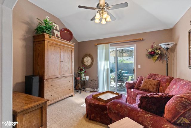 11809 Irwindale Avenue, Bakersfield, CA 93312