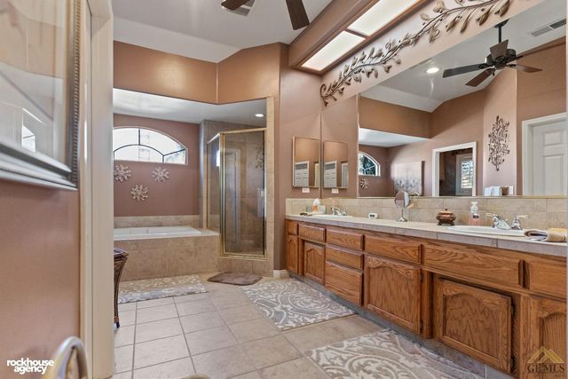 11809 Irwindale Avenue, Bakersfield, CA 93312