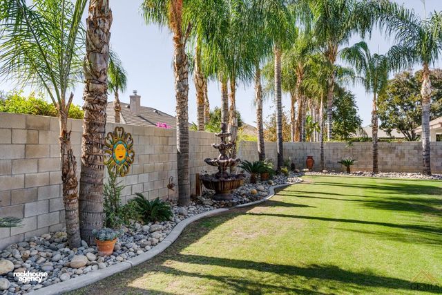 11809 Irwindale Avenue, Bakersfield, CA 93312