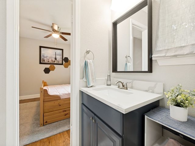 2804 Sharpview Lane, Dallas, TX 75228
