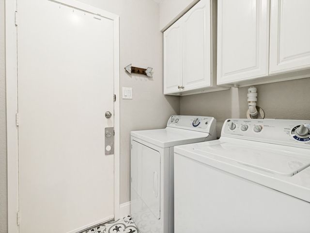 2804 Sharpview Lane, Dallas, TX 75228