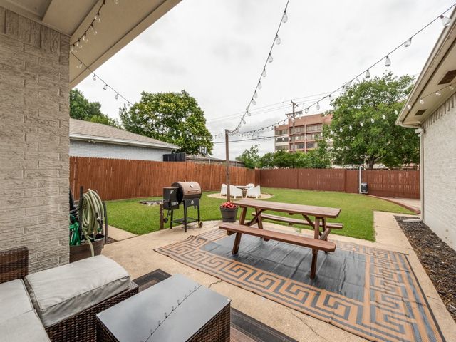 2804 Sharpview Lane, Dallas, TX 75228