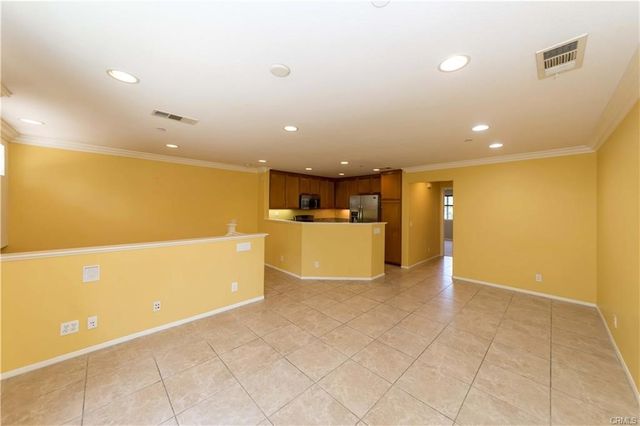 36 Trailing Vine, Irvine, CA 92602