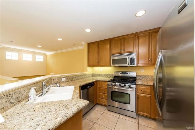36 Trailing Vine, Irvine, CA 92602