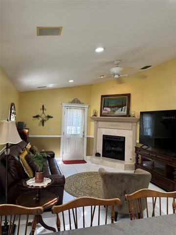 9814 OSLIN STREET, Tampa, FL 33615