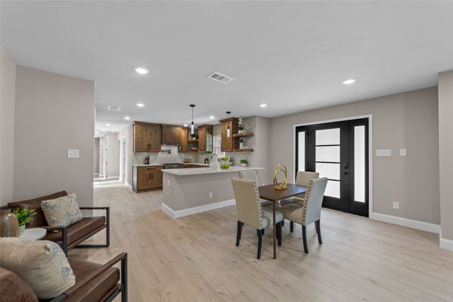 1503 E Lakeview Drive, Dallas, TX 75216