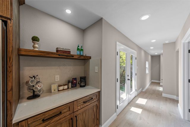 1503 E Lakeview Drive, Dallas, TX 75216