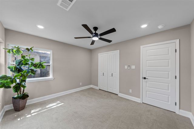 1503 E Lakeview Drive, Dallas, TX 75216