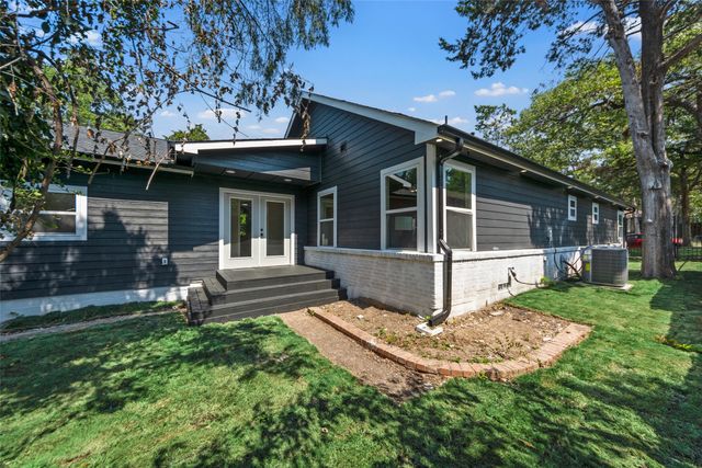 1503 E Lakeview Drive, Dallas, TX 75216