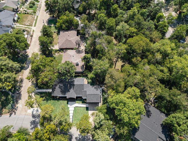 1503 E Lakeview Drive, Dallas, TX 75216