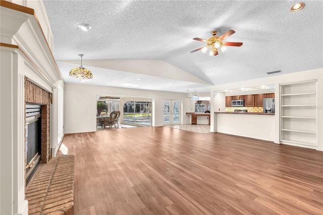 2545 MASON OAKS DRIVE, Valrico, FL 33596