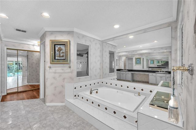 2545 MASON OAKS DRIVE, Valrico, FL 33596