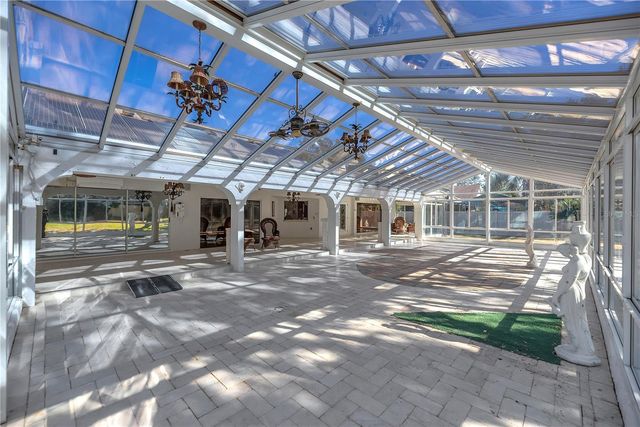 2545 MASON OAKS DRIVE, Valrico, FL 33596