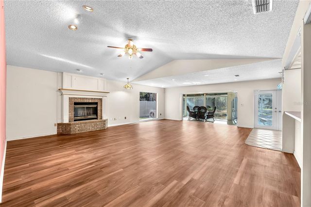 2545 MASON OAKS DRIVE, Valrico, FL 33596