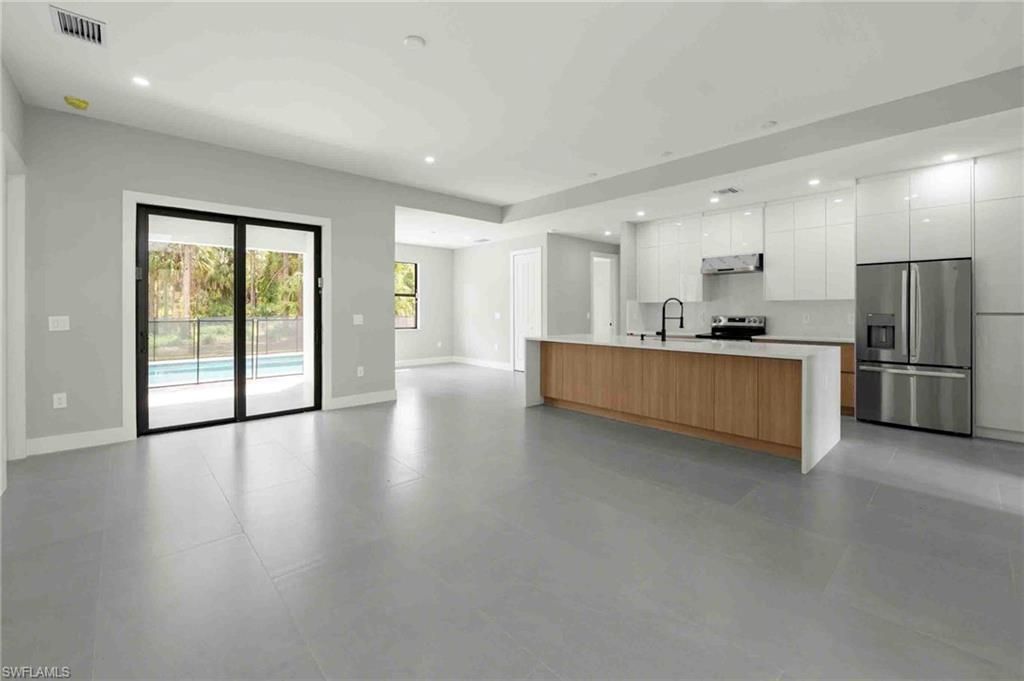 2610 4th ST NW, NAPLES, FL 34120 — photo 5