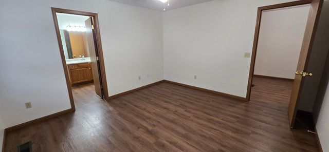 1632 E Adams Street, Springfield, MO 65803