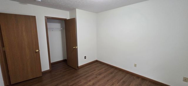 1632 E Adams Street, Springfield, MO 65803