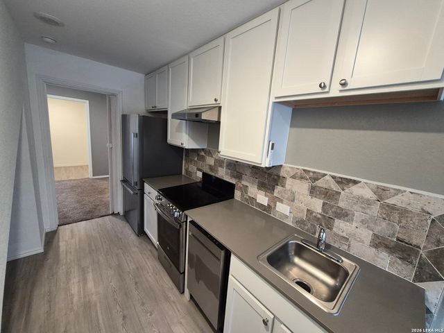 6930 ELM CV, San Antonio, TX 78244