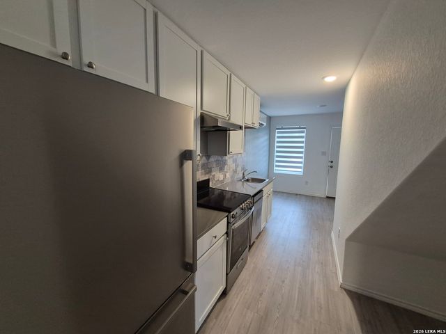 6930 ELM CV, San Antonio, TX 78244