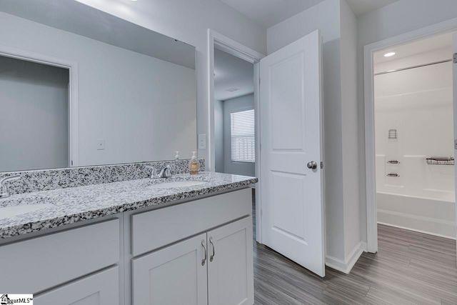 15 Chalet Court, Anderson, SC 29621