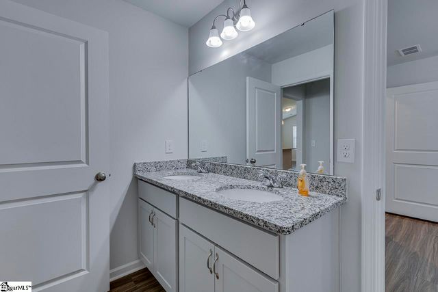 15 Chalet Court, Anderson, SC 29621