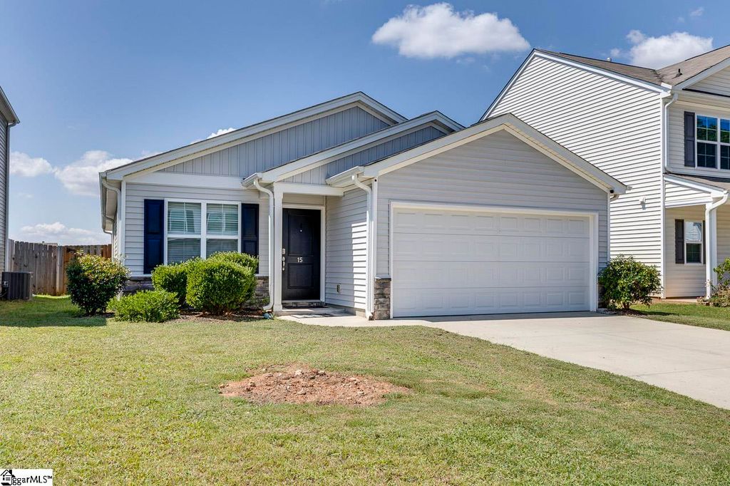 15 Chalet Court, Anderson, SC 29621