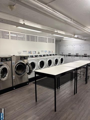 6600 Boulevard East 11J, West New York, NJ 07093