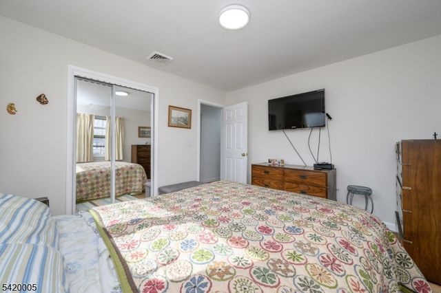 130 Jefferson Ave, Rahway City, NJ 07065