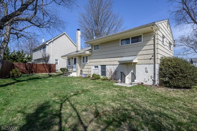 130 Jefferson Ave, Rahway City, NJ 07065