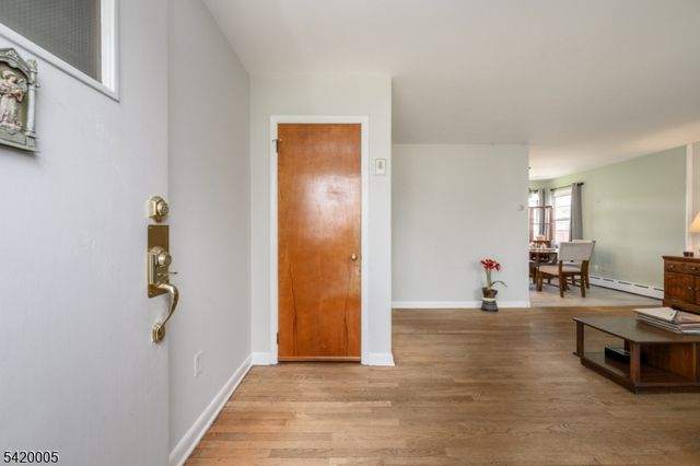 130 Jefferson Ave, Rahway City, NJ 07065