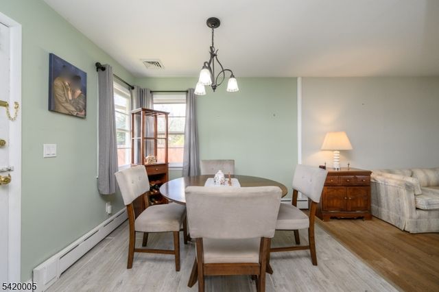 130 Jefferson Ave, Rahway City, NJ 07065