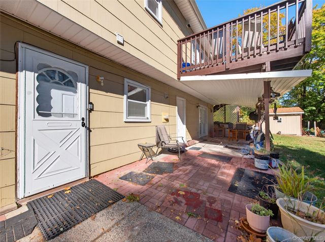 37 Carnation Drive, Nanuet, NY 10954