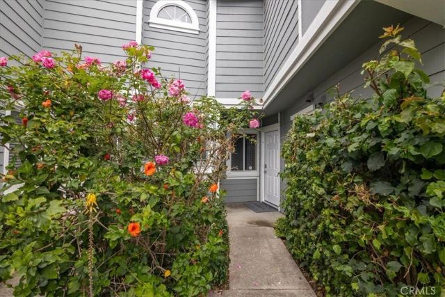 121 Santa Rosa Ct., Laguna Beach, CA 92651
