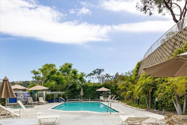 121 Santa Rosa Ct., Laguna Beach, CA 92651
