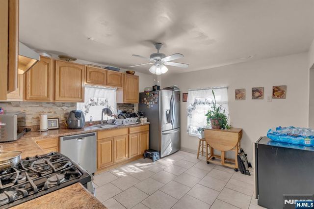 128 Arlington Avenue, East Orange, NJ 07018