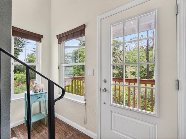 888 Bonita Drive, Aptos, CA 95003