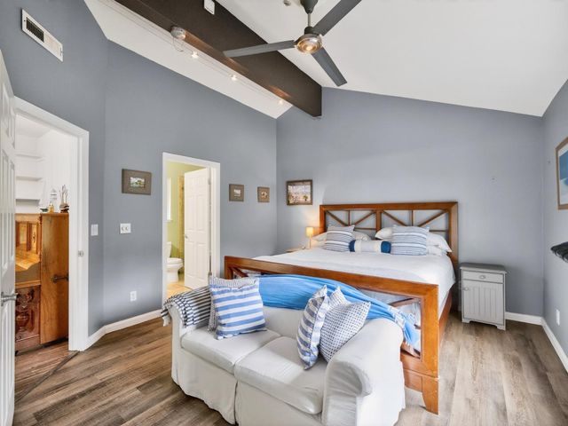 888 Bonita Drive, Aptos, CA 95003