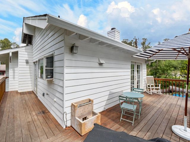 888 Bonita Drive, Aptos, CA 95003